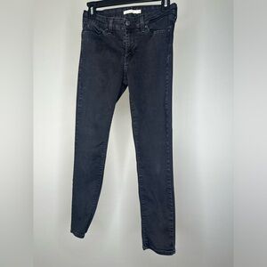 711 black skinny ankle Levi’s jeans
